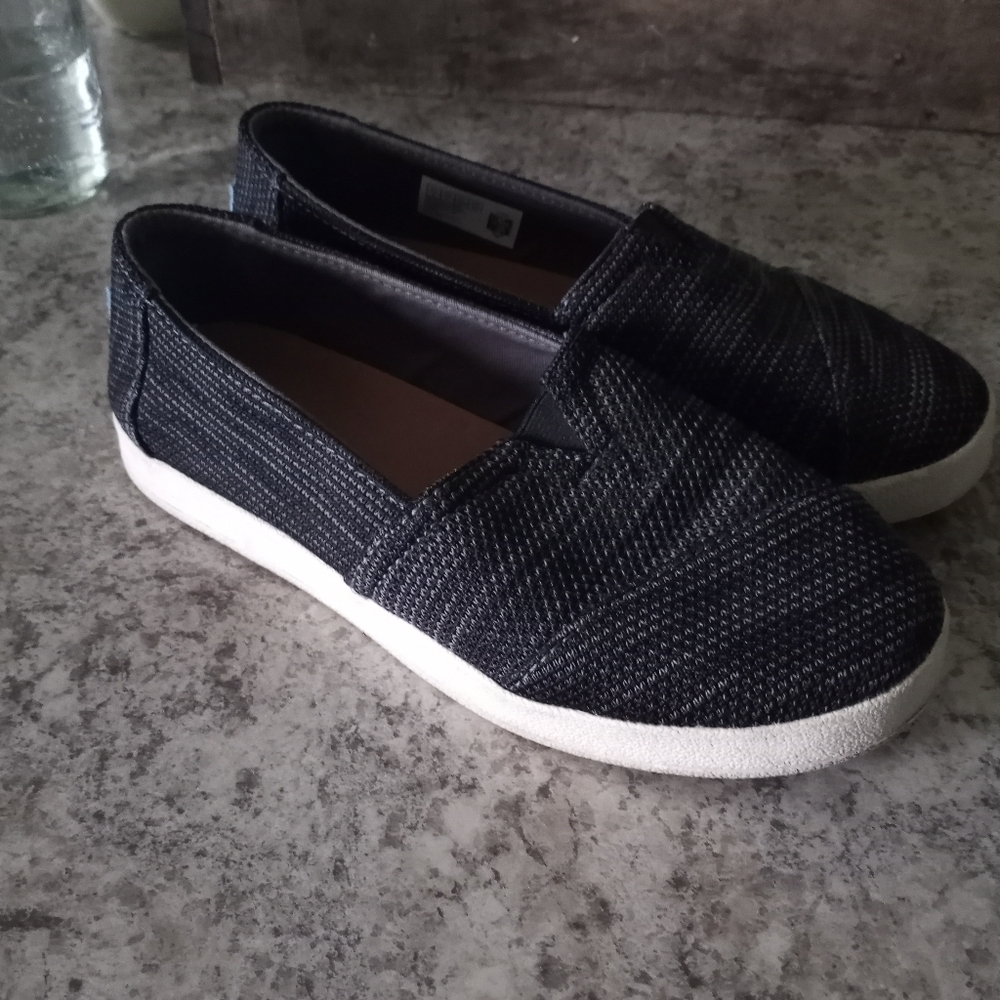 Toms Casual Black Slip-On Shoes